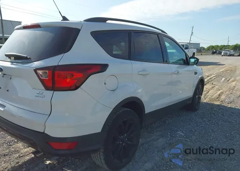 2019 Ford Escape Se из США, поврежденный, VIN 1FMCU0GD2KUC47330